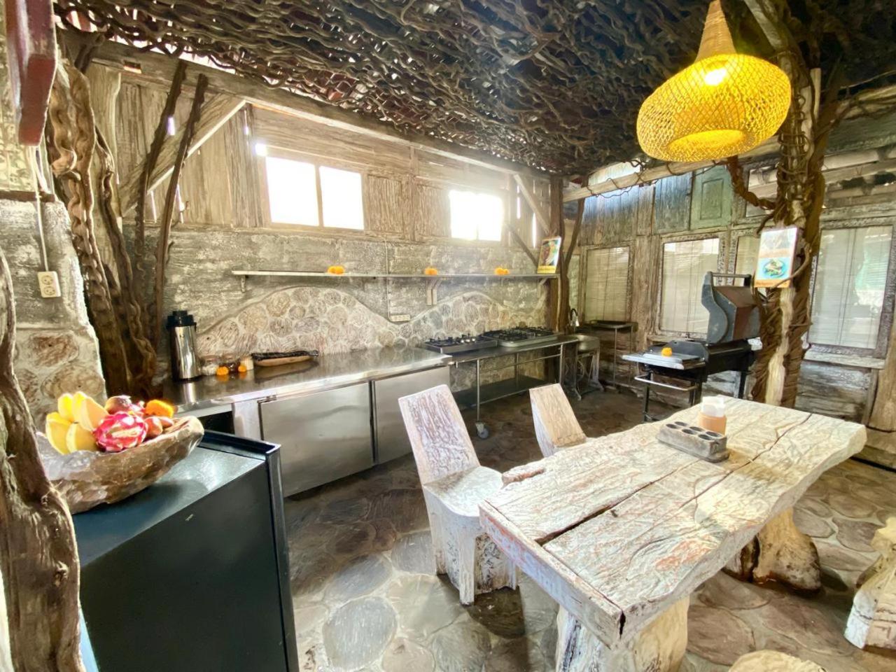 Lovina Funky Place מראה חיצוני תמונה